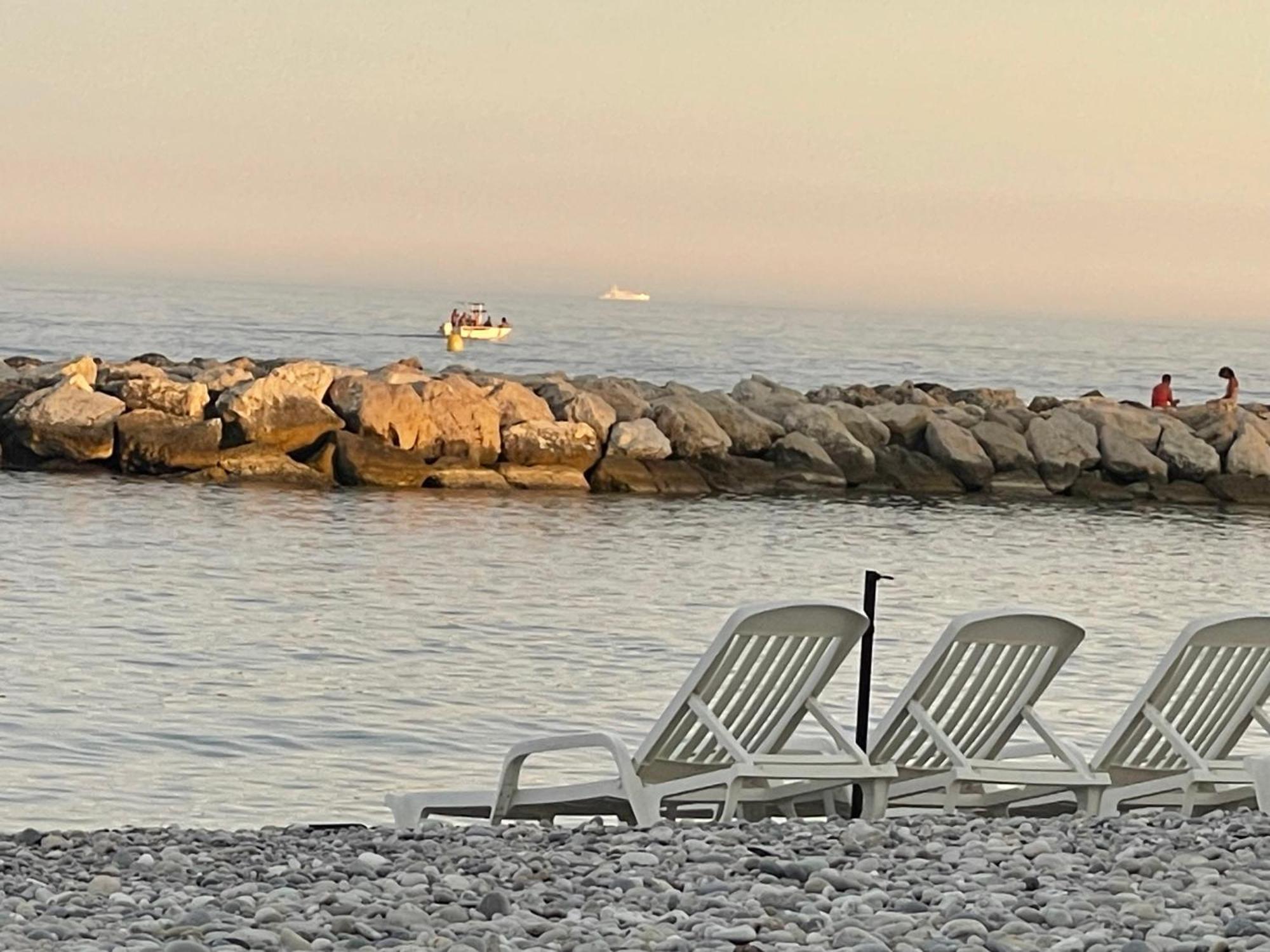Villeneuve Loubet Plage- Entre Nice Et Cannes Экстерьер фото