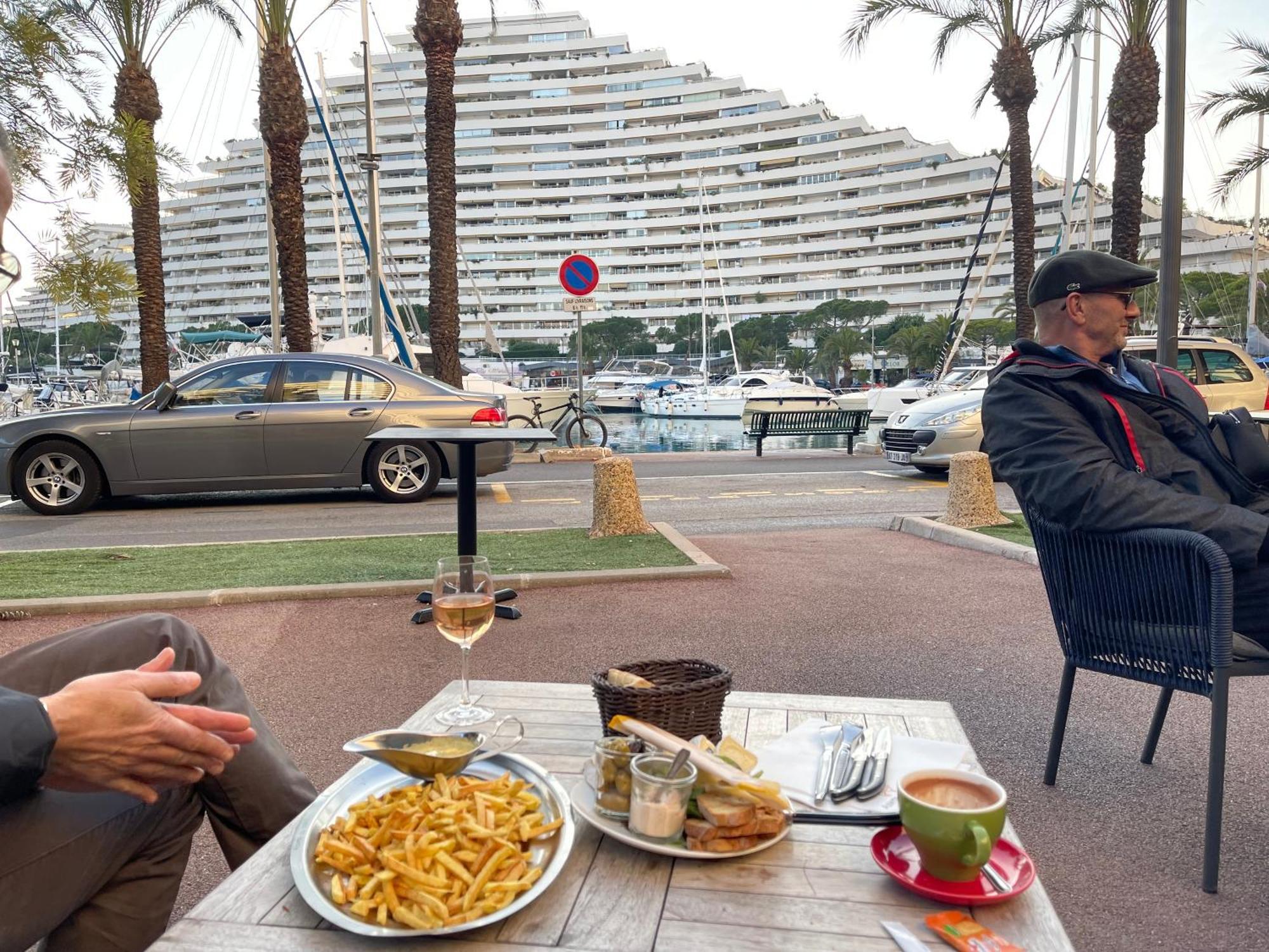 Villeneuve Loubet Plage- Entre Nice Et Cannes Экстерьер фото